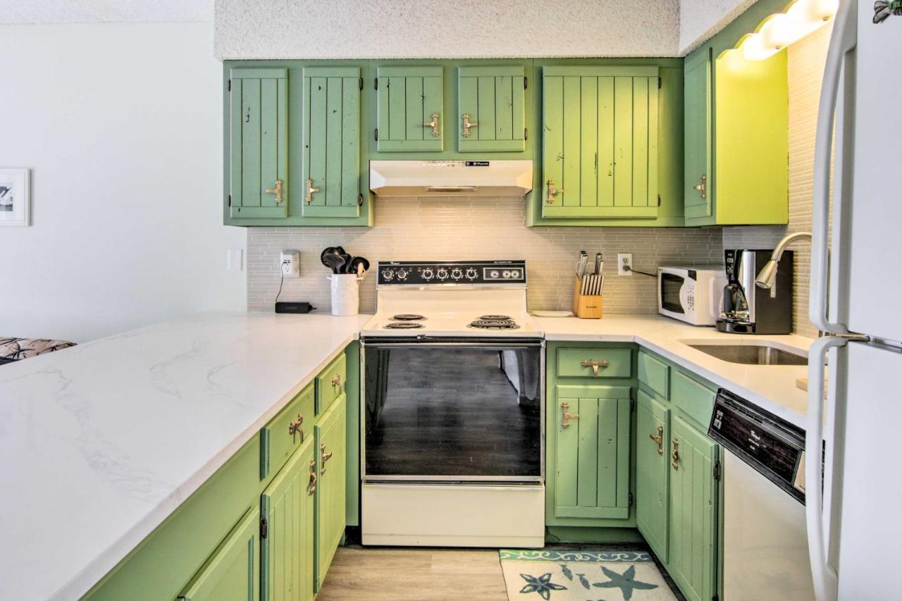 Bright Ocean City Condo - Walk To Beaches! Exterior photo