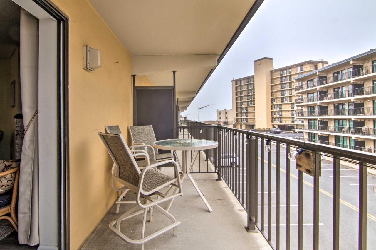 Bright Ocean City Condo - Walk To Beaches! Exterior photo